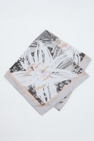 【マルティニーク/martinique】の【manipuri】シルクスカーフ 人気、トレンドファッション・服の通販 founy(ファニー) ファッション Fashion レディースファッション Fashion for Women ストール Soft & Warm Scarves マフラー・スヌード / 冬小物の定番 Scarves & Mufflers コレクション Collection, Seasonal Line 傘 Umbrella, Parasol シルク Silk, 100% Silk ジャケット Jacket, Outerwear スカーフ Scarf, Neckwear ストール Stole, Wrap ハンド Hand, Handmade プリント Print, Printed Pattern マフラー Scarf, Muffler モダン Modern, Contemporary モチーフ Motif, Design Theme おすすめ Recommended / Our Picks エレガント 上品 Elegant |ID:prp329100004936746