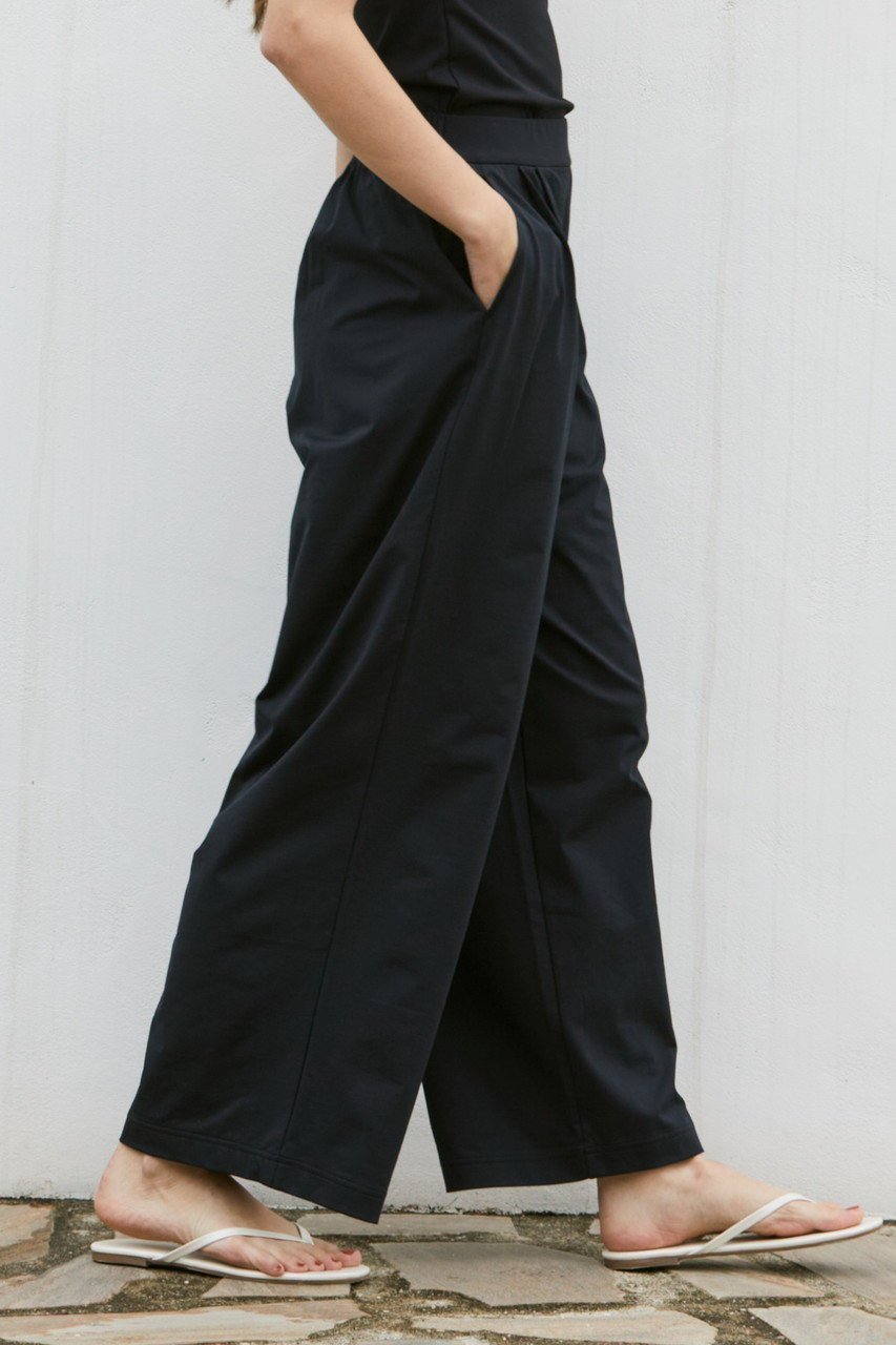 【ジュリエ/Julier】のムーブプライムワイドパンツ 人気、トレンドファッション・服の通販 founy(ファニー) 　ファッション　Fashion　レディースファッション　Fashion for Women　パンツ　Pants & Trousers　スポーツウェア　Functional & Stylish Sportswear　スポーツ パンツ　Workout Pants / Training Shorts / Joggers　シンプル　Simple, Minimal　スポーツ　Sports, Activewear　フロント　Front, Front Design　吸水　Absorbent, Quick-Dry　新作・新入荷　New Arrivals / New In　other-8|ID: prp329100004936969 ipo3291000000037046272