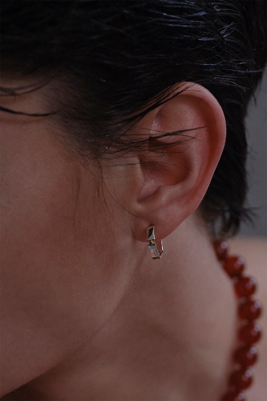 【その他のブランド/Other】のPILLAR ミックスカラーピアス 人気、トレンドファッション・服の通販 founy(ファニー) 　ファッション　Fashion　レディースファッション　Fashion for Women　ジュエリー　Jewelry　ファッションリング　Fashion Rings　イヤリング・フープ・ドロップタイプ　Hoop, Drop & Clip Earrings　イヤリング　Earrings　シルバー　Silver, Metallic Silver　ジュエリー　Jewelry, Accessories　フォルム　Silhouette, Form　フープ　Hoop, Hoop Earrings　新作・新入荷　New Arrivals / New In　other-2|ID: prp329100004936985 ipo3291000000037046381