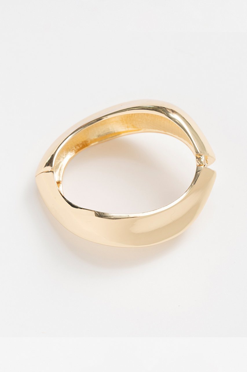 【メゾンスペシャル/MAISON SPECIAL】のIrregular shape bangle /変形ボリュームバングル インテリア・キッズ・メンズ・レディースファッション・服の通販 founy(ファニー) 　ファッション　Fashion　レディースファッション　Fashion for Women　ジュエリー　Jewelry　チェーン＆カフブレスレット　Cuff & Chain Bracelets　バングル・カフブレスレット　Bangles & Cuff Bracelets　なめらか　Smooth, Silky Texture　シンプル　Simple, Minimal　バランス　Balance, Style Balance　バングル　Bangle, Bracelet　フォルム　Silhouette, Form　再入荷　Restock / Back in Stock　GLD(ゴールド)|ID: prp329100004937037 ipo3291000000037046744