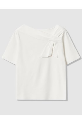 【アナイ/ANAYI】 アシンメトリクリボン プルオーバー人気、トレンドファッション・服の通販 founy(ファニー) ファッション Fashion レディースファッション Fashion for Women トップス・カットソー Cut & Sew Tops ニット Knit Tops & Sweaters カジュアルプルオーバー・ニットトップス Pullovers & Knit Tops / Casual Pullovers アシンメトリー Asymmetrical Style ストレッチ Stretch, Stretchy Fabric デコルテ Décolleté, Neckline トレンド Trend, Trending Now リボン Ribbon, Bow 新作・新入荷 New Arrivals / New In |ID:prp329100004937038