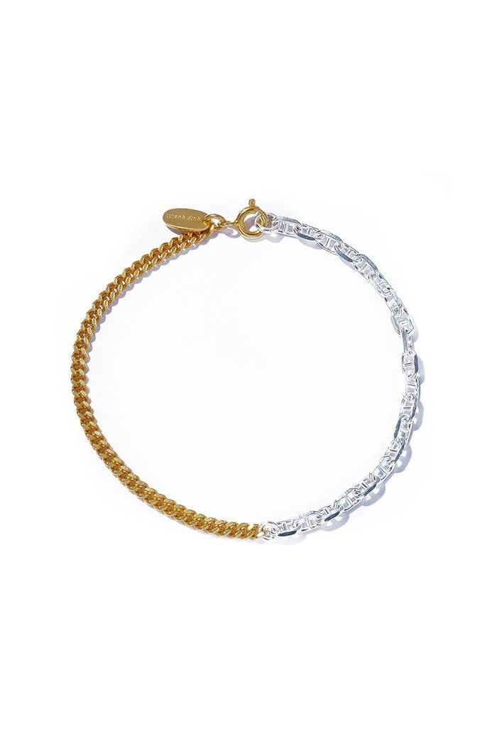 【クイップ クエイント/quip queint】のmix ブレスレット インテリア・キッズ・メンズ・レディースファッション・服の通販 founy(ファニー) https://founy.com/ ファッション Fashion レディースファッション Fashion for Women ジュエリー Jewelry チェーン＆カフブレスレット Cuff & Chain Bracelets バングル・カフブレスレット Bangles & Cuff Bracelets おすすめ Recommended / Our Picks クール Cool, Chic シルバー Silver, Metallic Silver チェーン Chain, Chain Strap ブレスレット Bracelet, Wristband マニッシュ Mannish, Boyish ミックス Mix, Mixed Style 再入荷 Restock / Back in Stock |ID: prp329100004937086 ipo3291000000037047048