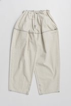 【プランク プロジェクト/PRANK PROJECT】のペグトップデニムパンツ / Peg-Top Denim Pants 人気、トレンドファッション・服の通販 founy(ファニー) ファッション Fashion レディースファッション Fashion for Women パンツ Pants & Trousers デニムパンツ・ジーンズ・美脚デニム Denim Jeans & Pants ギャザー Gathered, Ruffled コンパクト Compact, Small Size バランス Balance, Style Balance 新作・新入荷 New Arrivals / New In thumbnail WHT(ホワイト)|ID: prp329100004937166 ipo3291000000037047567