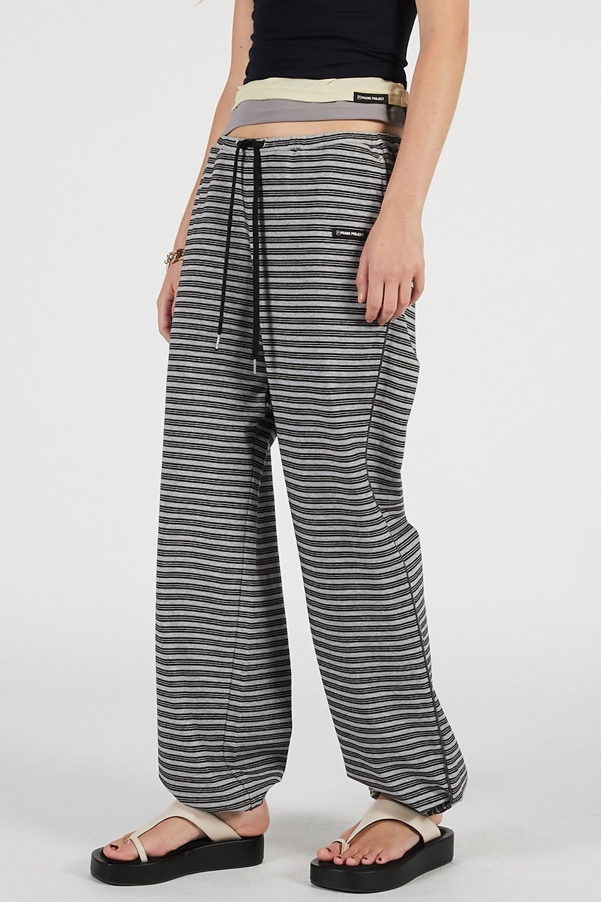 【プランク プロジェクト/PRANK PROJECT】のボーダーイージーパンツ / Border Easy Pants 人気、トレンドファッション・服の通販 founy(ファニー) 　ファッション　Fashion　レディースファッション　Fashion for Women　パンツ　Pants & Trousers　サンダル　Sandals, Summer Shoes　ストレート　Straight, Straight Cut　セットアップ　Set-Up, Coordinated Outfit　トレンド　Trend, Trending Now　ドローコード　Drawcord, Drawstring Cord　ヌーディ　Nude, Nude Tone　ボーダー　Border, Stripe　モノトーン　Monotone, Black and White　新作・新入荷　New Arrivals / New In　other-5|ID: prp329100004937206 ipo3291000000037047895