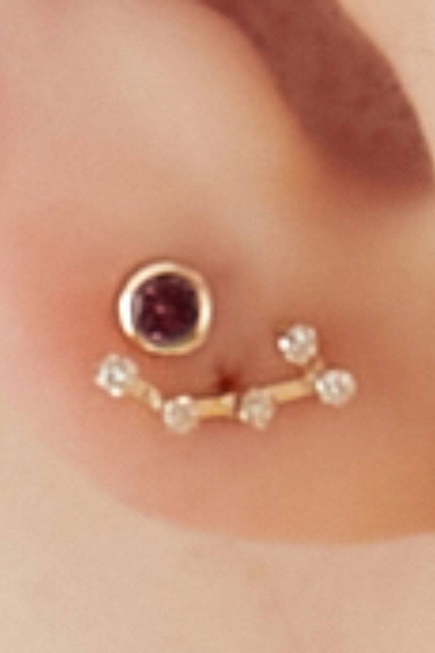 【アルティーダ ウード/ARTIDA OUD】のconstellation K10 牡羊座ダイヤモンド ロードライトガーネット ピアス 人気、トレンドファッション・服の通販 founy(ファニー) 　ファッション　Fashion　レディースファッション　Fashion for Women　ジュエリー　Jewelry　ファッションリング　Fashion Rings　イヤリング・フープ・ドロップタイプ　Hoop, Drop & Clip Earrings　アシンメトリー　Asymmetrical Style　イヤリング　Earrings　ギフト プレゼント　Gift / Present　ダイヤモンド　Diamond, Brilliant Cut　再入荷　Restock / Back in Stock　other-2|ID: prp329100004937231 ipo3291000000037048060