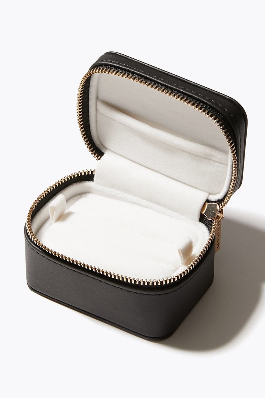 【アルティーダ ウード/ARTIDA OUD】のother ジュエリーポーチ 人気、トレンドファッション・服の通販 founy(ファニー) 　ファッション　Fashion　レディースファッション　Fashion for Women　ポーチ&ミニバッグ　Pouches & Mini Bags　ギフト プレゼント　Gift / Present　シンプル　Simple, Minimal　ジュエリー　Jewelry, Accessories　トラベル　Travel, Travel Gear　ネックレス　Necklace, Pendant Necklace　バングル　Bangle, Bracelet　ポケット　Pocket, Pocket Detail　ポーチ　Pouch, Small Case　ランジェリー　Lingerie, Intimate Wear　再入荷　Restock / Back in Stock　other-5|ID: prp329100004937232 ipo3291000000037048072