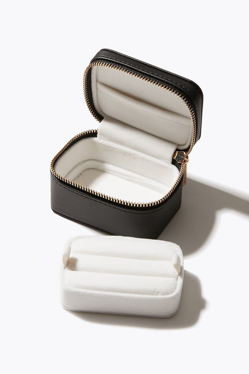 【アルティーダ ウード/ARTIDA OUD】のother ジュエリーポーチ 人気、トレンドファッション・服の通販 founy(ファニー) 　ファッション　Fashion　レディースファッション　Fashion for Women　ポーチ&ミニバッグ　Pouches & Mini Bags　ギフト プレゼント　Gift / Present　シンプル　Simple, Minimal　ジュエリー　Jewelry, Accessories　トラベル　Travel, Travel Gear　ネックレス　Necklace, Pendant Necklace　バングル　Bangle, Bracelet　ポケット　Pocket, Pocket Detail　ポーチ　Pouch, Small Case　ランジェリー　Lingerie, Intimate Wear　再入荷　Restock / Back in Stock　other-6|ID: prp329100004937232 ipo3291000000037048073