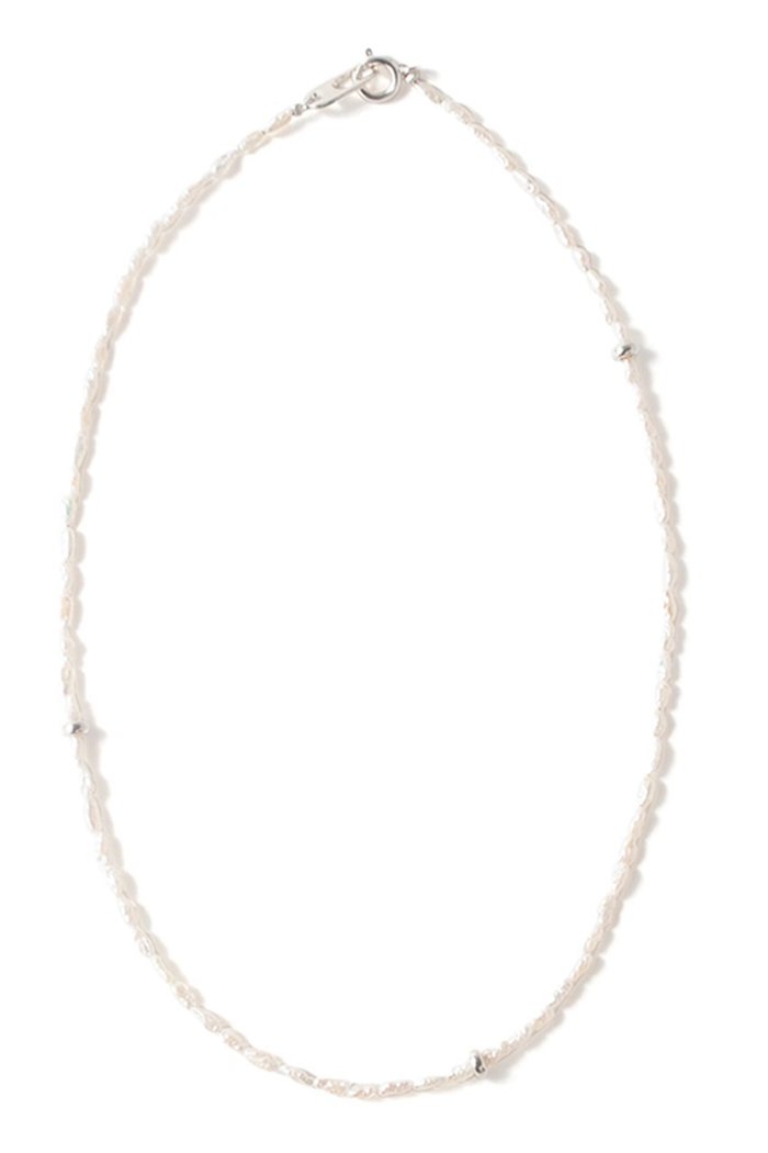 【メゾンドパルス/MAISON DPULSE】のPistil pearl ショートネックレス インテリア・キッズ・メンズ・レディースファッション・服の通販 founy(ファニー) https://founy.com/ ファッション Fashion レディースファッション Fashion for Women ジュエリー Jewelry ネックレス Necklaces & Pendants ショート Short, Short Length シルバー Silver, Metallic Silver ネックレス Necklace, Pendant Necklace パール Pearl, Pearl Accent エレガント 上品 Elegant 新作・新入荷 New Arrivals / New In |ID: prp329100004937296 ipo3291000000037048487