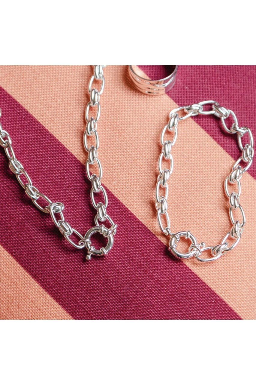 【デイジー ロンドン/DAISY LONDON】の【POLLY SAYER】 VINTAGE LINK CHAIN ブレスレット 人気、トレンドファッション・服の通販 founy(ファニー) 　ファッション　Fashion　レディースファッション　Fashion for Women　ジュエリー　Jewelry　チェーン＆カフブレスレット　Cuff & Chain Bracelets　バングル・カフブレスレット　Bangles & Cuff Bracelets　クール　Cool, Chic　コレクション　Collection, Seasonal Line　ツイスト　Tweed, Tweed Fabric　ブレスレット　Bracelet, Wristband　エレガント 上品　Elegant　人気　Popular, Best Seller　再入荷　Restock / Back in Stock　other-7|ID: prp329100004937365 ipo3291000000037048961