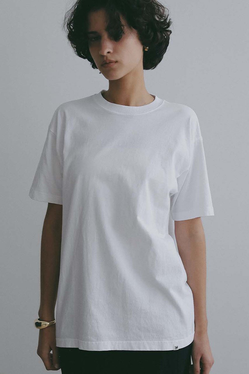 【ハー/HER.】の【4/23 12:00販売開始】PEANUTS BACK T-shirt 人気、トレンドファッション・服の通販 founy(ファニー) 　ファッション　Fashion　レディースファッション　Fashion for Women　トップス・カットソー　Cut & Sew Tops　シャツ・ブラウス・オフィスカジュアル　Elegant Blouses & Button-Ups　ロングTシャツ・Tシャツ　Longline T-Shirts & Tees　カットソー・ベーシックTシャツ　Cut-and-Sewn Tops / Stretch Tees & Basics　ショート　Short, Short Length　スリーブ　Sleeve, Long Sleeve / Short Sleeve　プリント　Print, Printed Pattern　ヴィンテージ　Vintage Style　新作・新入荷　New Arrivals / New In　other-7|ID: prp329100004937411 ipo3291000000037049300