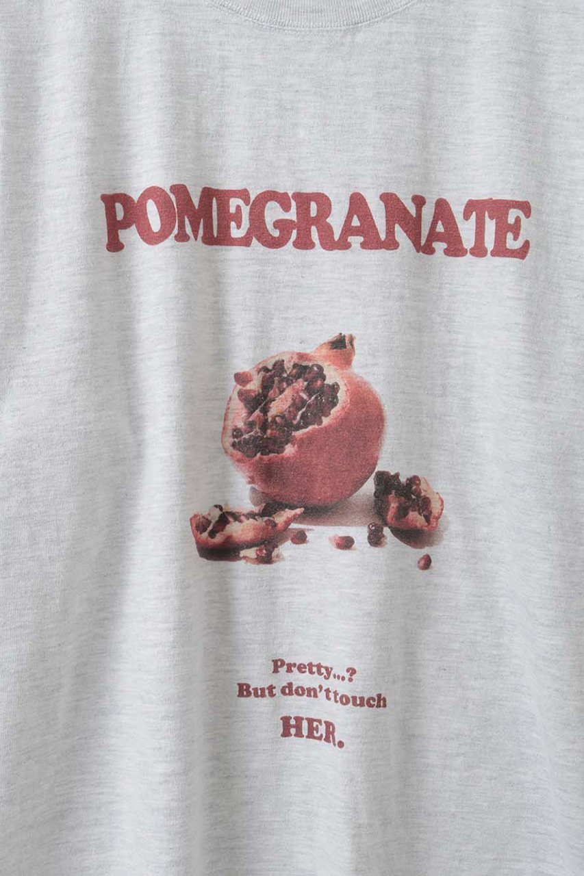 【ハー/HER.】の【4/23 12:00販売開始】POMEGRANATE T-shirt 人気、トレンドファッション・服の通販 founy(ファニー) 　ファッション　Fashion　レディースファッション　Fashion for Women　トップス・カットソー　Cut & Sew Tops　シャツ・ブラウス・オフィスカジュアル　Elegant Blouses & Button-Ups　ロングTシャツ・Tシャツ　Longline T-Shirts & Tees　カットソー・ベーシックTシャツ　Cut-and-Sewn Tops / Stretch Tees & Basics　ショート　Short, Short Length　スリーブ　Sleeve, Long Sleeve / Short Sleeve　ヴィンテージ　Vintage Style　新作・新入荷　New Arrivals / New In　other-4|ID: prp329100004937412 ipo3291000000037049307