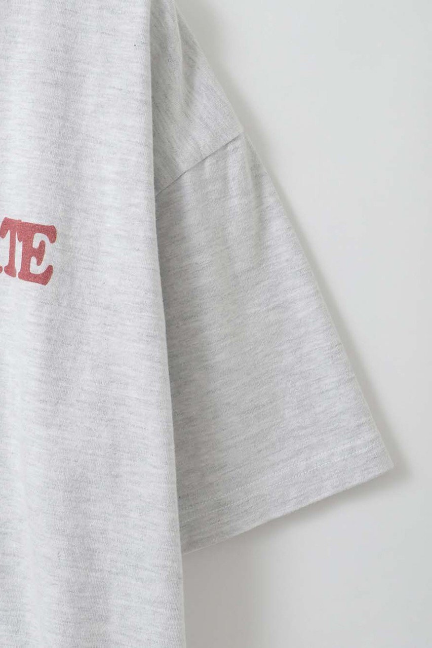 【ハー/HER.】の【4/23 12:00販売開始】POMEGRANATE T-shirt 人気、トレンドファッション・服の通販 founy(ファニー) 　ファッション　Fashion　レディースファッション　Fashion for Women　トップス・カットソー　Cut & Sew Tops　シャツ・ブラウス・オフィスカジュアル　Elegant Blouses & Button-Ups　ロングTシャツ・Tシャツ　Longline T-Shirts & Tees　カットソー・ベーシックTシャツ　Cut-and-Sewn Tops / Stretch Tees & Basics　ショート　Short, Short Length　スリーブ　Sleeve, Long Sleeve / Short Sleeve　ヴィンテージ　Vintage Style　新作・新入荷　New Arrivals / New In　other-5|ID: prp329100004937412 ipo3291000000037049308