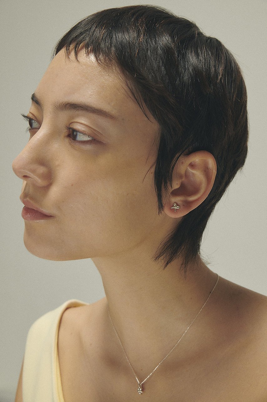 【メゾンドパルス/MAISON DPULSE】のribbon small ピアス 人気、トレンドファッション・服の通販 founy(ファニー) 　ファッション　Fashion　レディースファッション　Fashion for Women　ジュエリー　Jewelry　ファッションリング　Fashion Rings　イヤリング・フープ・ドロップタイプ　Hoop, Drop & Clip Earrings　イヤリング　Earrings　バルーン　Balloon, Balloon Silhouette　パーティ　Party, Party Style　モチーフ　Motif, Design Theme　リボン　Ribbon, Bow　新作・新入荷　New Arrivals / New In　other-2|ID: prp329100004937490 ipo3291000000037049840