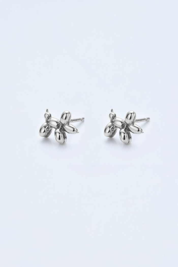 【メゾンドパルス/MAISON DPULSE】のdog small ピアス インテリア・キッズ・メンズ・レディースファッション・服の通販 founy(ファニー) https://founy.com/ ファッション Fashion レディースファッション Fashion for Women ジュエリー Jewelry ファッションリング Fashion Rings イヤリング・フープ・ドロップタイプ Hoop, Drop & Clip Earrings イヤリング Earrings バルーン Balloon, Balloon Silhouette モダン Modern, Contemporary エレガント 上品 Elegant |ID: prp329100004937491 ipo3291000000037049845