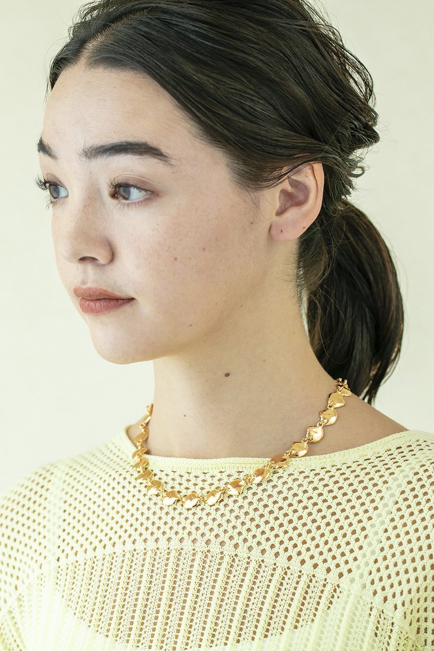 【セシル エ ジャンヌ/CECILE ET JEANNE】のエマイユ ホワイト×イエロー プレートネックレス 人気、トレンドファッション・服の通販 founy(ファニー) 　ファッション　Fashion　レディースファッション　Fashion for Women　ジュエリー　Jewelry　ネックレス　Necklaces & Pendants　イエロー　Yellow　エナメル　Patent Leather　コレクション　Collection, Seasonal Line　ネックレス　Necklace, Pendant Necklace　プレート　Plate, Dish　モノトーン　Monotone, Black and White　other-8|ID: prp329100004937500 ipo3291000000037049919