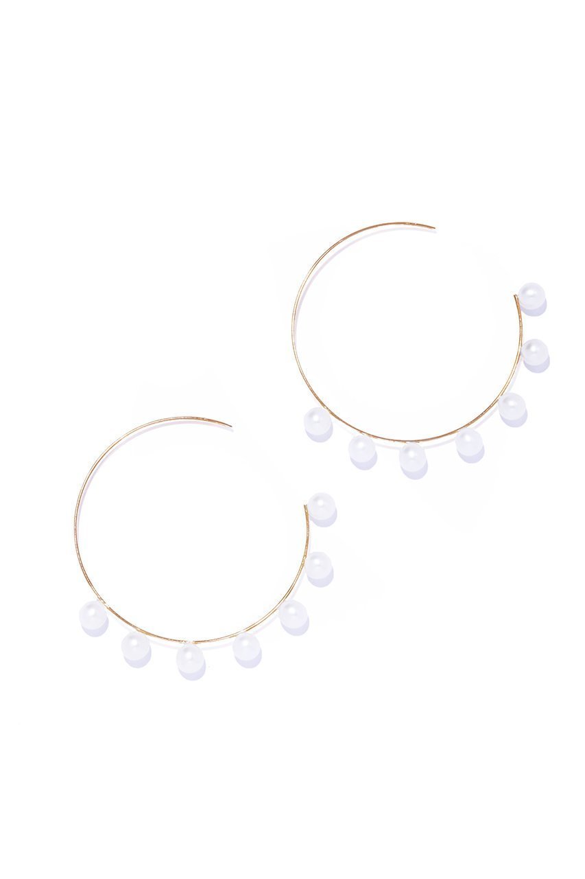 【ルボンボン/les bonbon】のflotter pearl hoop ピアス M 人気、トレンドファッション・服の通販 founy(ファニー) 　ファッション　Fashion　レディースファッション　Fashion for Women　ジュエリー　Jewelry　ファッションリング　Fashion Rings　イヤリング・フープ・ドロップタイプ　Hoop, Drop & Clip Earrings　イヤリング　Earrings　ジャケット　Jacket, Outerwear　パール　Pearl, Pearl Accent　ビッグ　Big, Oversized　フープ　Hoop, Hoop Earrings　モダン　Modern, Contemporary　 other-1|ID: prp329100004937530 ipo3291000000037050122