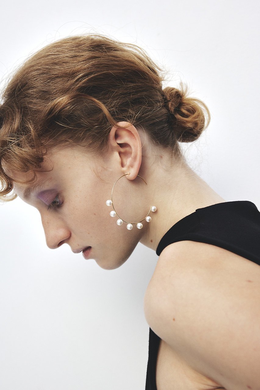 【ルボンボン/les bonbon】のflotter pearl hoop ピアス M 人気、トレンドファッション・服の通販 founy(ファニー) 　ファッション　Fashion　レディースファッション　Fashion for Women　ジュエリー　Jewelry　ファッションリング　Fashion Rings　イヤリング・フープ・ドロップタイプ　Hoop, Drop & Clip Earrings　イヤリング　Earrings　ジャケット　Jacket, Outerwear　パール　Pearl, Pearl Accent　ビッグ　Big, Oversized　フープ　Hoop, Hoop Earrings　モダン　Modern, Contemporary　other-7|ID: prp329100004937530 ipo3291000000037050129