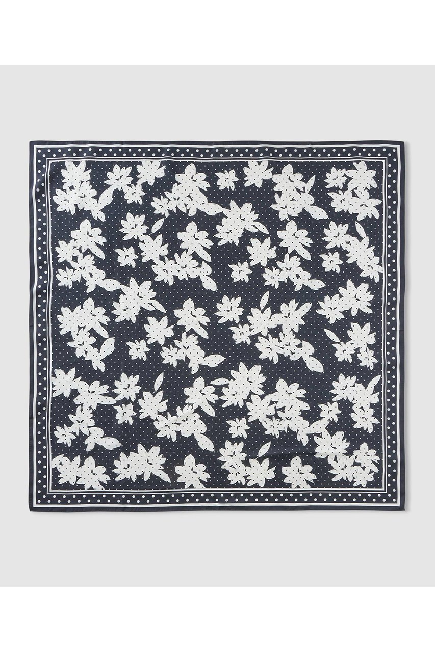 【アナイ/ANAYI】のドットフラワープリントスカーフ 人気、トレンドファッション・服の通販 founy(ファニー) 　ファッション　Fashion　レディースファッション　Fashion for Women　ストール　Soft & Warm Scarves　マフラー・スヌード / 冬小物の定番　Scarves & Mufflers　スカーフ　Scarf, Neckwear　ストール　Stole, Wrap　プリント　Print, Printed Pattern　マフラー　Scarf, Muffler　モチーフ　Motif, Design Theme　春　Spring　 other-1|ID: prp329100004937535 ipo3291000000037050160