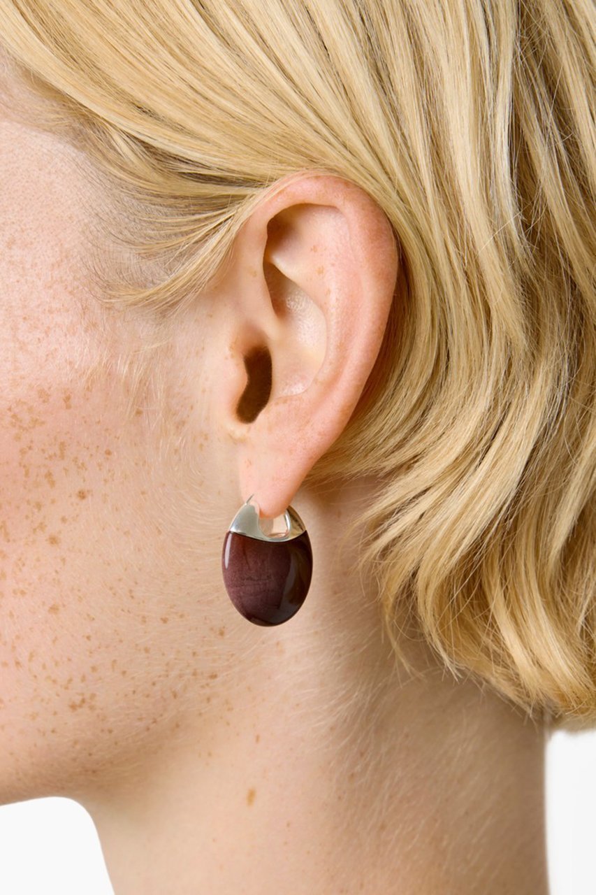 【リエ スタジオ/LIE STUDIO】のThe Erin ストーンピアス 人気、トレンドファッション・服の通販 founy(ファニー) 　ファッション　Fashion　レディースファッション　Fashion for Women　ジュエリー　Jewelry　ファッションリング　Fashion Rings　イヤリング・フープ・ドロップタイプ　Hoop, Drop & Clip Earrings　なめらか　Smooth, Silky Texture　イヤリング　Earrings　オーバル　Oval Design　シェイプ　Shape, Slim Fit　シルバー　Silver, Metallic Silver　ストーン　Stone, Gem-Like　モダン　Modern, Contemporary　エレガント 上品　Elegant　other-5|ID: prp329100004937593 ipo3291000000037050611