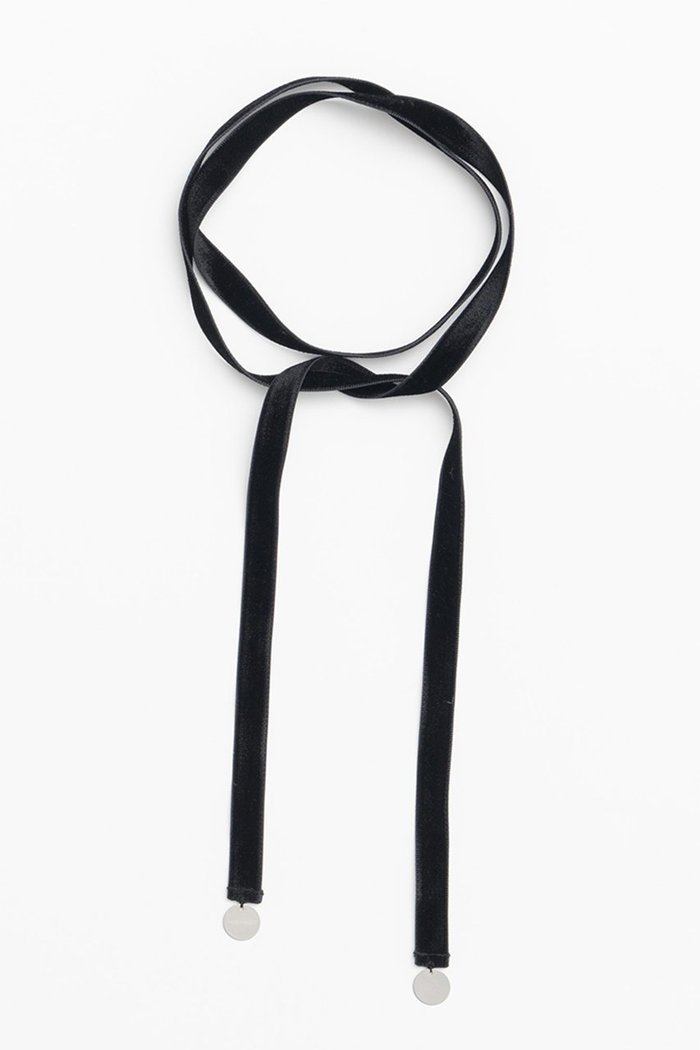 【プランク プロジェクト/PRANK PROJECT】のベロアチョーカーVelvet Choker インテリア・キッズ・メンズ・レディースファッション・服の通販 founy(ファニー) https://founy.com/ ファッション Fashion レディースファッション Fashion for Women トップス・カットソー Cut & Sew Tops ベロアトップス Velour Tops / Velvet-Look Items ジュエリー Jewelry ネックレス Necklaces & Pendants おすすめ Recommended / Our Picks スカーフ Scarf, Neckwear ネックレス Necklace, Pendant Necklace プレート Plate, Dish ヘアアクセ Hair Accessory, Hair Clip ベロア Velour, Soft Velvet リボン Ribbon, Bow |ID: prp329100004937627 ipo3291000000037050792