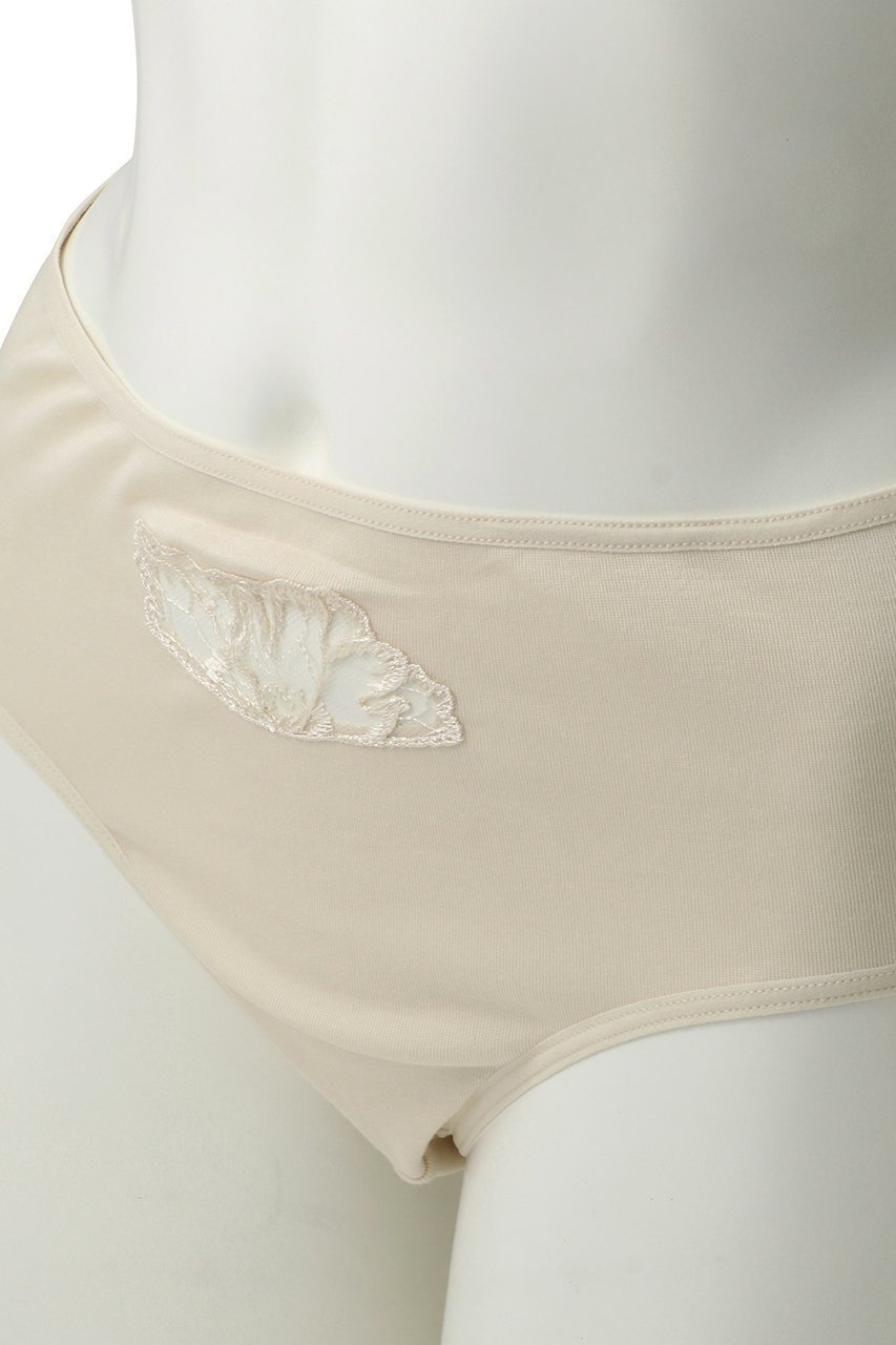 【ハンロ/HANRO】のフロントレース深ばきショーツ 人気、トレンドファッション・服の通販 founy(ファニー) 　ファッション　Fashion　レディースファッション　Fashion for Women　下着・ランジェリー　Lingerie & Intimates　ショーツ・ランジェリー用ボトムス　Panties / Briefs / Lingerie Bottoms　ショーツ　Shorts, Short Pants　シンプル　Simple, Minimal　フロント　Front, Front Design　ランジェリー　Lingerie, Intimate Wear　レース　Lace, Lace Fabric　定番　Standard, Basic Item　other-5|ID: prp329100004937673 ipo3291000000037051148