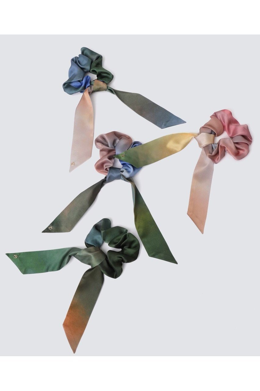 【フートーキョー/Foo Tokyo】のウォータカラーシルクリボンシュシュ 2WAYタイプ 人気、トレンドファッション・服の通販 founy(ファニー) 　ファッション　Fashion　レディースファッション　Fashion for Women　シュシュ&ヘアアクセ/ヘアアレンジ　Scrunchies & Hair Accessories　お家時間・ステイホーム　Stay Home / At Home　アクセサリー　Fashion Accessories　シルク　Silk, 100% Silk　パジャマ　Pajamas, Sleepwear　リボン　Ribbon, Bow　other-4|ID: prp329100004937703 ipo3291000000037051369