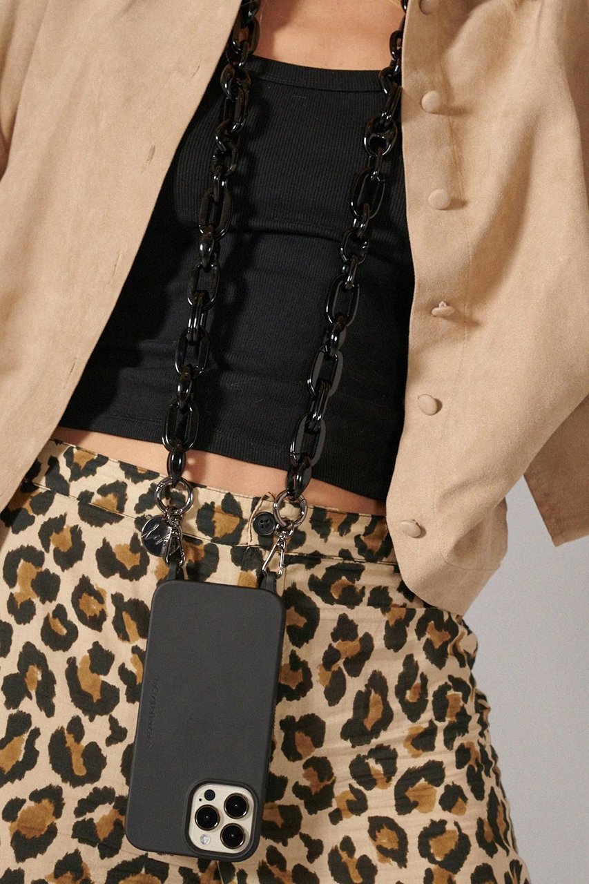 【その他のブランド/Other】のスマホストラップ LONGUE AMBRE (ケース別売) 人気、トレンドファッション・服の通販 founy(ファニー) 　ファッション　Fashion　レディースファッション　Fashion for Women　スマート　Smart, Elegant　チェーン　Chain, Chain Strap　チャーム　Charm, Pendant　ラップ　Wrap, Wrap Design　ロング　Long, Long-Length　エレガント 上品　Elegant　other-4|ID: prp329100004937712 ipo3291000000037051432