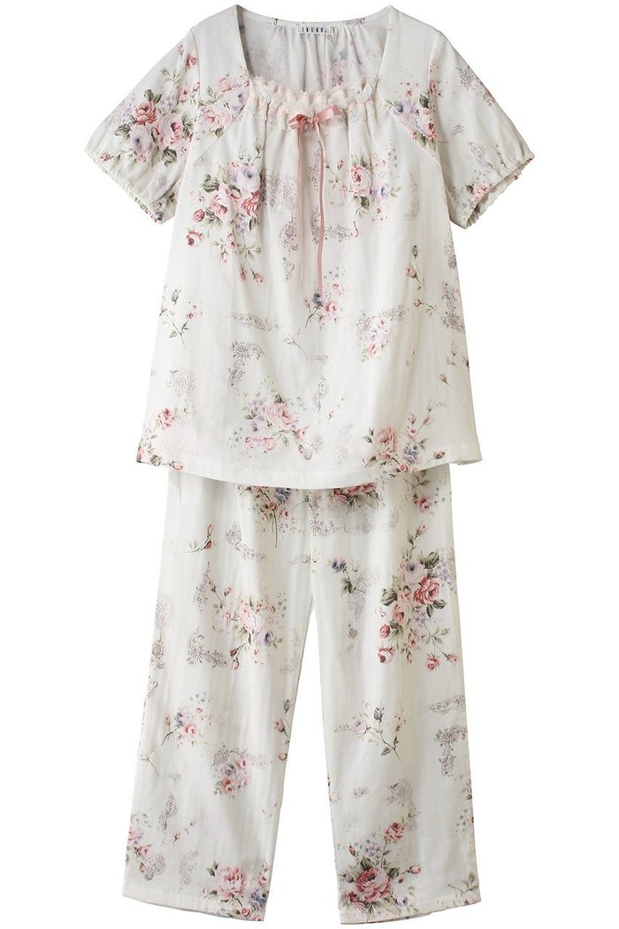 【イクコ/IKUKO】のダブルガーゼ花柄プリント半袖パジャマ インテリア・キッズ・メンズ・レディースファッション・服の通販 founy(ファニー) https://founy.com/ ファッション Fashion レディースファッション Fashion for Women トップス・カットソー Cut & Sew Tops 花柄・フラワープリント・モチーフ Floral Prints & Motifs / Flower Pattern Tops ダブル Double, Double-Breasted パジャマ Pajamas, Sleepwear プリント Print, Printed Pattern リボン Ribbon, Bow リラックス Relax, Relaxed Fit レース Lace, Lace Fabric エレガント 上品 Elegant 半袖 Short Sleeve, Half Sleeve |ID: prp329100004937763 ipo3291000000037051741