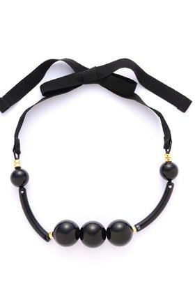 【アドーア/ADORE】 リボンネックレス人気、トレンドファッション・服の通販 founy(ファニー) ファッション Fashion レディースファッション Fashion for Women ジュエリー Jewelry ネックレス Necklaces & Pendants アクリル Acrylic Material イタリア Italy コスチューム Costume, Outfit シンプル Simple, Minimal ジュエリー Jewelry, Accessories ネックレス Necklace, Pendant Necklace フォルム Silhouette, Form リボン Ribbon, Bow エレガント 上品 Elegant |ID:prp329100004937765