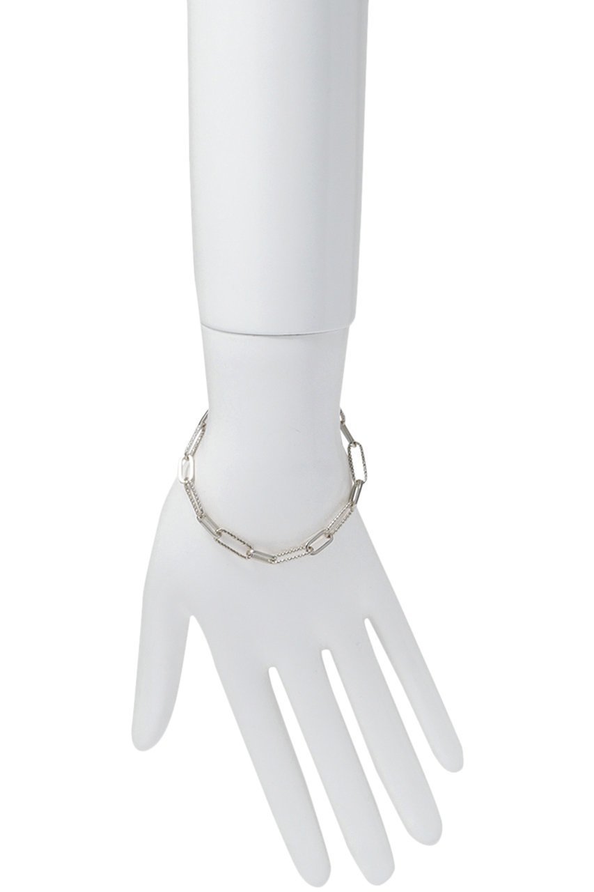 【デイジー ロンドン/DAISY LONDON】の【POLLY SAYER】 PAPERCLIP CHAIN ブレスレット 人気、トレンドファッション・服の通販 founy(ファニー) 　ファッション　Fashion　レディースファッション　Fashion for Women　ジュエリー　Jewelry　チェーン＆カフブレスレット　Cuff & Chain Bracelets　バングル・カフブレスレット　Bangles & Cuff Bracelets　おすすめ　Recommended / Our Picks　コレクション　Collection, Seasonal Line　ブレスレット　Bracelet, Wristband　ボックス　Boxy, Box Shape　エレガント 上品　Elegant　人気　Popular, Best Seller　other-3|ID: prp329100004937865 ipo3291000000037052516