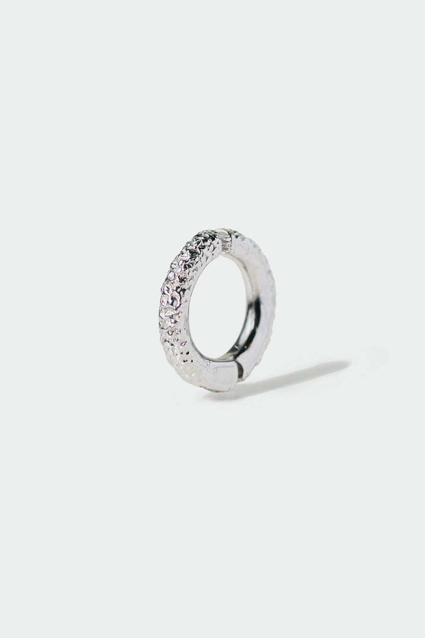 【アヤミ ジュエリー/AYAMI jewelry】のPave ミニフープイヤリング 人気、トレンドファッション・服の通販 founy(ファニー) 　ファッション　Fashion　レディースファッション　Fashion for Women　ジュエリー　Jewelry　ファッションリング　Fashion Rings　イヤリング・フープ・ドロップタイプ　Hoop, Drop & Clip Earrings　おすすめ　Recommended / Our Picks　イヤリング　Earrings　イヤーカフ　Ear Cuffs　シンプル　Simple, Minimal　人気　Popular, Best Seller　other-3|ID: prp329100004937908 ipo3291000000037052806