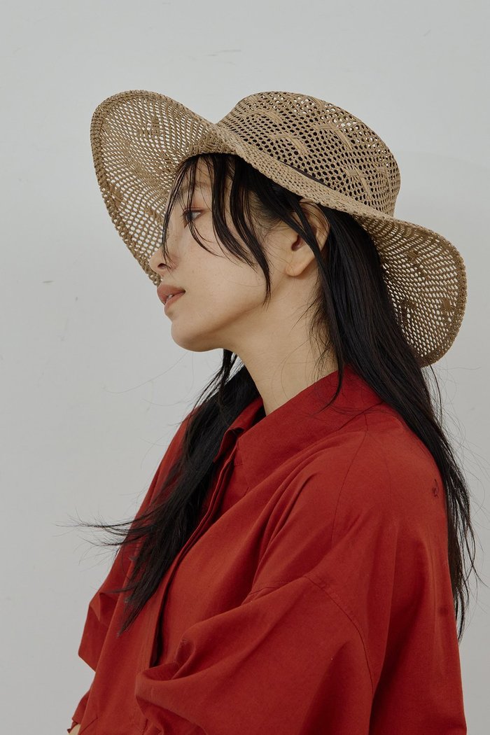 【ガリャルダガランテ/GALLARDAGALANTE】のレザーコードポークパイハット インテリア・キッズ・メンズ・レディースファッション・服の通販 founy(ファニー) https://founy.com/ ファッション Fashion レディースファッション Fashion for Women キャップ&ハット Hats & Caps サマー Summer, Summer Style トリミング Trimming, Decorative Edge フィット Fit, Slim Fit エレガント 上品 Elegant 夏 Summer 帽子 Hat, Headwear |ID: prp329100004937936 ipo3291000000037052987