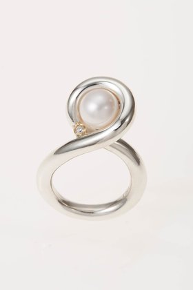 【エネイ/ENEY】のCONTOURS クロスパールダイアモンドリング 人気、トレンドファッション・服の通販 founy(ファニー) ファッション Fashion レディースファッション Fashion for Women コレクション Collection, Seasonal Line パール Pearl, Pearl Accent フィット Fit, Slim Fit |ID:prp329100004937964