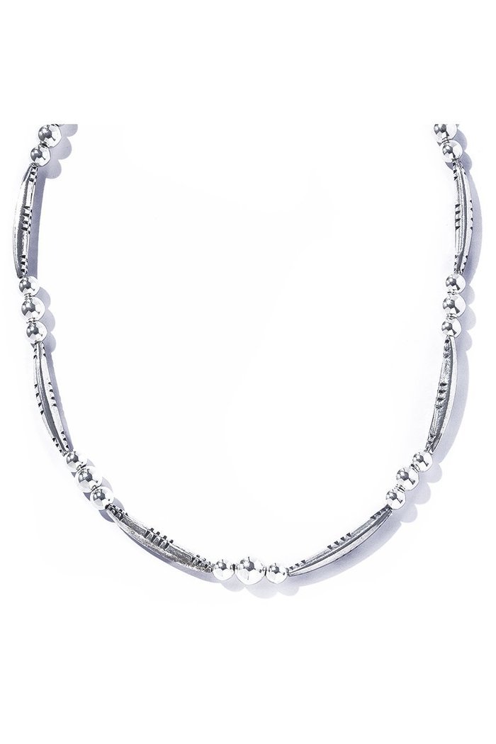 【クイップ クエイント/quip queint】のbowling tribe carve ネックレス インテリア・キッズ・メンズ・レディースファッション・服の通販 founy(ファニー) https://founy.com/ ファッション Fashion レディースファッション Fashion for Women ジュエリー Jewelry ネックレス Necklaces & Pendants キャップ Cap, Baseball Cap クール Cool, Chic シルバー Silver, Metallic Silver ジャケット Jacket, Outerwear ジュエリー Jewelry, Accessories スウェット / スエット Sweatshirt, Sweatwear ネックレス Necklace, Pendant Necklace モダン Modern, Contemporary |ID: prp329100004938060 ipo3291000000037053870