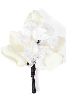 【イリスフォーセブン/IRIS 47】のclara コサージュ 人気、トレンドファッション・服の通販 founy(ファニー) ファッション Fashion レディースファッション Fashion for Women おすすめ Recommended / Our Picks オケージョン Occasion Wear カットソー Cut and Sewn Top ボタニカル Botanical, Floral Pattern モダン Modern, Contemporary モノトーン Monotone, Black and White ランダム Random, Irregular リーフ Leaf, Botanical Leaf |ID:prp329100004938075