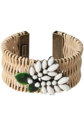 【アデル ビジュー/ADER bijoux】のLILA rattan wide バングル 人気、トレンドファッション・服の通販 founy(ファニー) ファッション Fashion レディースファッション Fashion for Women ジュエリー Jewelry チェーン＆カフブレスレット Cuff & Chain Bracelets バングル・カフブレスレット Bangles & Cuff Bracelets おすすめ Recommended / Our Picks エスニック Ethnic Style バングル Bangle, Bracelet ビジュー Bijou, Jewel-like Accent ラタン Rattan, Woven Rattan リゾート Resort, Vacation Style エレガント 上品 Elegant 再入荷 Restock / Back in Stock 夏 Summer 春 Spring S/S・春夏 SS, Spring/Summer, Warm Season |ID:prp329100004938087