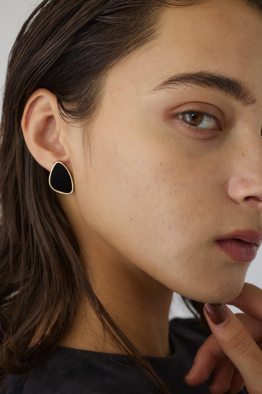 【リムアーク/RIM.ARK】のVelvet pierce/ピアス 人気、トレンドファッション・服の通販 founy(ファニー) 　ファッション　Fashion　レディースファッション　Fashion for Women　ジュエリー　Jewelry　ファッションリング　Fashion Rings　イヤリング・フープ・ドロップタイプ　Hoop, Drop & Clip Earrings　イヤリング　Earrings　シルバー　Silver, Metallic Silver　ベルベット　Velvet, Velvety　ホリデーシーズン　Holiday Season　モダン　Modern, Contemporary　モチーフ　Motif, Design Theme　再入荷　Restock / Back in Stock　other-7|ID: prp329100004938197 ipo3291000000037055079