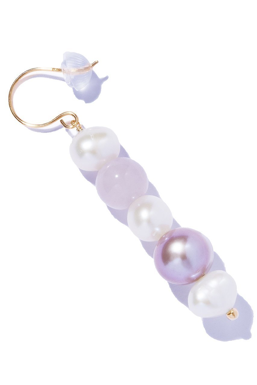 【ルボンボン/les bonbon】のplayfully pearl ピアス 人気、トレンドファッション・服の通販 founy(ファニー) 　ファッション　Fashion　レディースファッション　Fashion for Women　ジュエリー　Jewelry　ファッションリング　Fashion Rings　イヤリング・フープ・ドロップタイプ　Hoop, Drop & Clip Earrings　イヤリング　Earrings　パール　Pearl, Pearl Accent　再入荷　Restock / Back in Stock　other-4|ID: prp329100004938206 ipo3291000000037055155