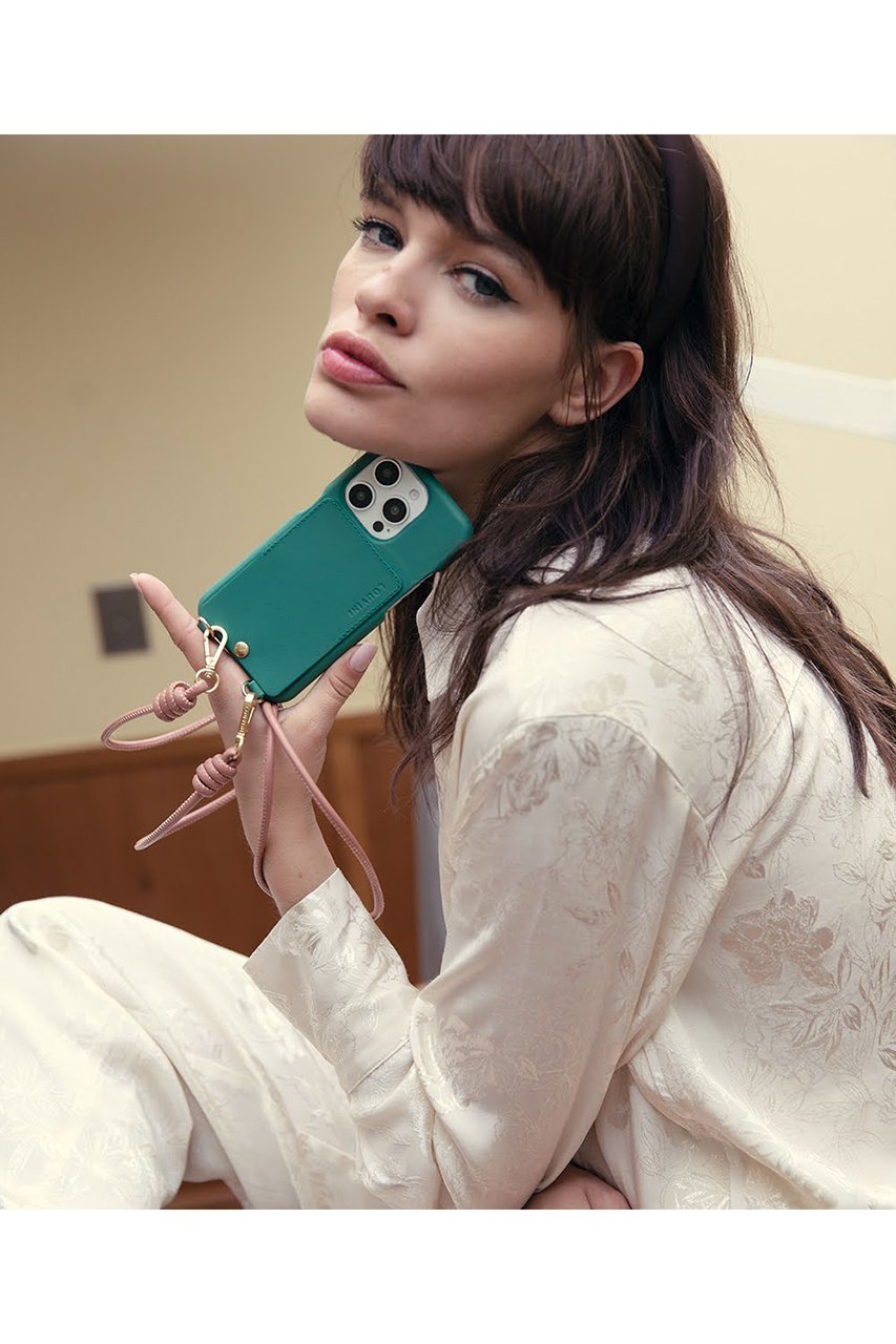 【ルヴィニ パリ/Louvini Paris】のiPhone17 スマホケース LOU 人気、トレンドファッション・服の通販 founy(ファニー) 　ファッション　Fashion　レディースファッション　Fashion for Women　カメラ　Camera Accessories　スマート　Smart, Elegant　なめらか　Smooth, Silky Texture　ポケット　Pocket, Pocket Detail　再入荷　Restock / Back in Stock　スマホケース　Smartphone Case　iPhone アイフォーン　iPhone　other-4|ID: prp329100004938282 ipo3291000000037055966