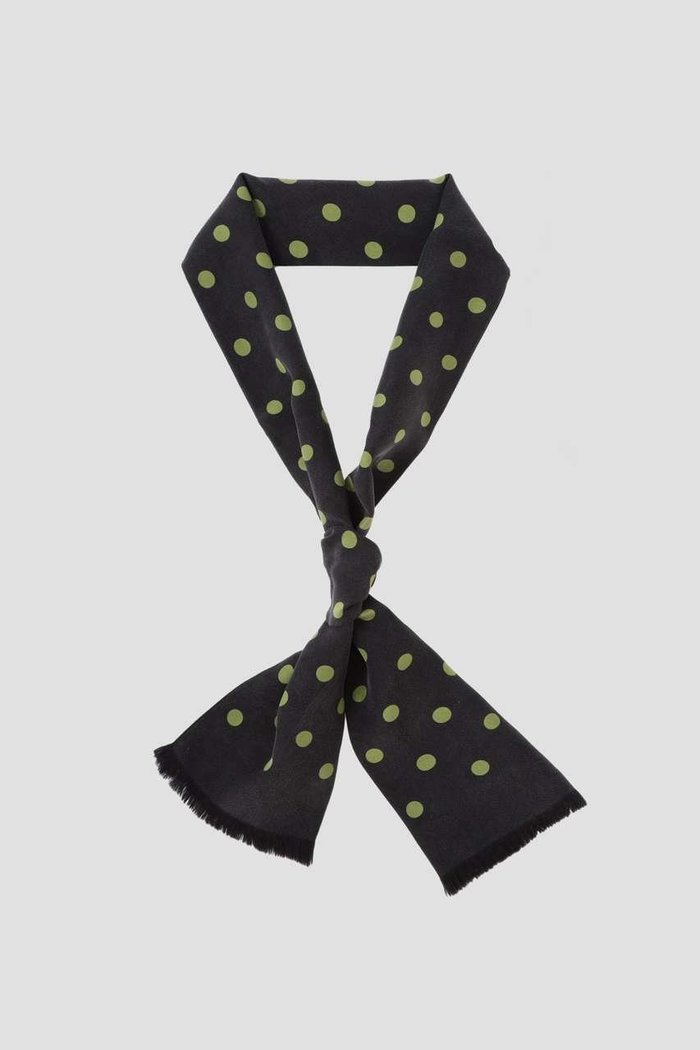 【マーガレットハウエル/MARGARET HOWELL】のSILK TWILL POLKA DOT TIE SCARF インテリア・キッズ・メンズ・レディースファッション・服の通販 founy(ファニー) https://founy.com/ ファッション Fashion レディースファッション Fashion for Women ストール Soft & Warm Scarves マフラー・スヌード / 冬小物の定番 Scarves & Mufflers コレクション Collection, Seasonal Line シルク Silk, 100% Silk スカーフ Scarf, Neckwear ストール Stole, Wrap ドット Polka Dot, Dot Pattern バランス Balance, Style Balance マフラー Scarf, Muffler マーガレット Marguerite, Daisy Pattern モチーフ Motif, Design Theme 再入荷 Restock / Back in Stock |ID: prp329100004938312 ipo3291000000037056225