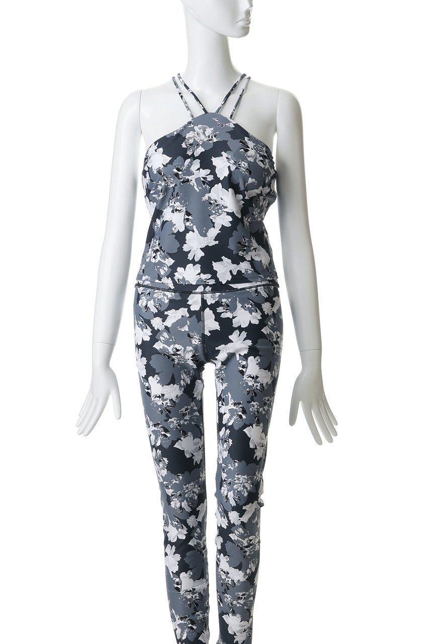 【ジュリエ/Julier】のflashflowerプリントキャミソール 人気、トレンドファッション・服の通販 founy(ファニー) 　ファッション　Fashion　レディースファッション　Fashion for Women　トップス・カットソー　Cut & Sew Tops　キャミソール&ノースリーブ　Camisoles & Sleeveless Tops　スポーツウェア　Functional & Stylish Sportswear　スポーツ トップス　Athletic Tops / Workout Tops / Training Shirts　インナー　Innerwear　カッティング　Cutting Detail　キャミソール　Camisole, Spaghetti Strap Top　スポーツ　Sports, Activewear　フィット　Fit, Slim Fit　フロント　Front, Front Design　プリント　Print, Printed Pattern　ヨガ　Yoga, Yoga Wear　ワーク　Workwear, Utility Style　再入荷　Restock / Back in Stock　other-2|ID: prp329100004938325 ipo3291000000037056372