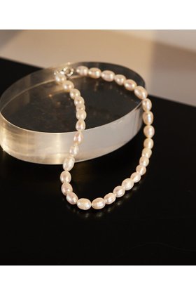 【ウィムガゼット/Whim Gazette】の【Hoaw.】パールチョーカーネックレス 人気、トレンドファッション・服の通販 founy(ファニー) ファッション Fashion レディースファッション Fashion for Women ジュエリー Jewelry ネックレス Necklaces & Pendants アクセサリー Fashion Accessories シューズ Shoes, Footwear ドロップ Drop Shoulder, Dropped Style ネックレス Necklace, Pendant Necklace パール Pearl, Pearl Accent 再入荷 Restock / Back in Stock おすすめ Recommended / Our Picks エレガント 上品 Elegant |ID:prp329100004938331