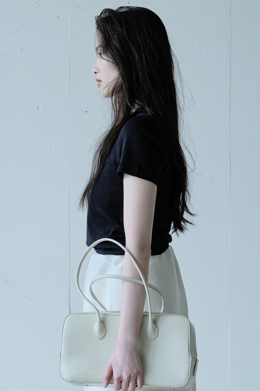 【ジェイドット/j.】のピュアコットンスムース 半袖T 人気、トレンドファッション・服の通販 founy(ファニー) 　ファッション　Fashion　レディースファッション　Fashion for Women　トップス・カットソー　Cut & Sew Tops　シャツ・ブラウス・オフィスカジュアル　Elegant Blouses & Button-Ups　ロングTシャツ・Tシャツ　Longline T-Shirts & Tees　カットソー・ベーシックTシャツ　Cut-and-Sewn Tops / Stretch Tees & Basics　ショート　Short, Short Length　スリーブ　Sleeve, Long Sleeve / Short Sleeve　半袖　Short Sleeve, Half Sleeve　other-4|ID: prp329100004938591 ipo3291000000037058622