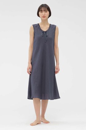 【マーガレットハウエル/MARGARET HOWELL】のSOFT LINEN DRESS 大人の最旬トレンドファッション＆コーディネート founy(ファウニー) ファッション Fashion レディースファッション Fashion for Women ワンピース Dresses フォーマル・パーティードレス・結婚式用ドレス Elegant & Casual Dresses チュニック Tunic Tops & Dresses なめらか Smooth, Silky Texture チュニック Tunic, Long Top ドレス Dress, One-Piece ノースリーブ Sleeveless, No-Sleeve リネン Linen, Linen Fabric 夏 Summer 新作・新入荷 New Arrivals / New In |ID:prp329100004938601