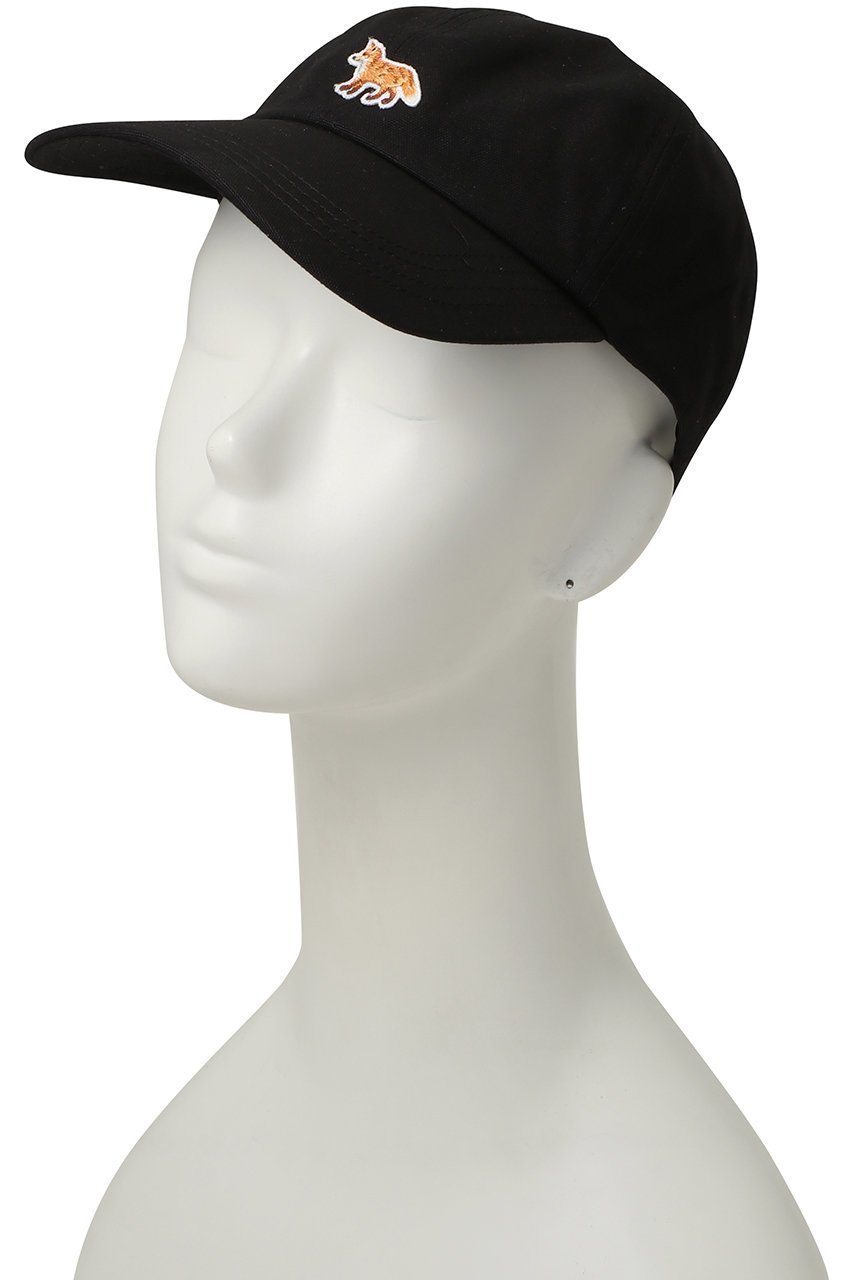 【メゾン キツネ/MAISON KITSUNE】の【UNISEX】BABY FOX キャップ 人気、トレンドファッション・服の通販 founy(ファニー) 　ファッション　Fashion　レディースファッション　Fashion for Women　キャップ&ハット　Hats & Caps　ユニセックス　Unisex, Genderless　キャップ　Cap, Baseball Cap　キャンバス　Canvas, Canvas Fabric　スタイリッシュ　Stylish, Fashionable　スタンダード　Standard, Basic　パッチ　Patch, Appliqué　フォルム　Silhouette, Form　帽子　Hat, Headwear　新作・新入荷　New Arrivals / New In　other-2|ID: prp329100004938648 ipo3291000000037059002