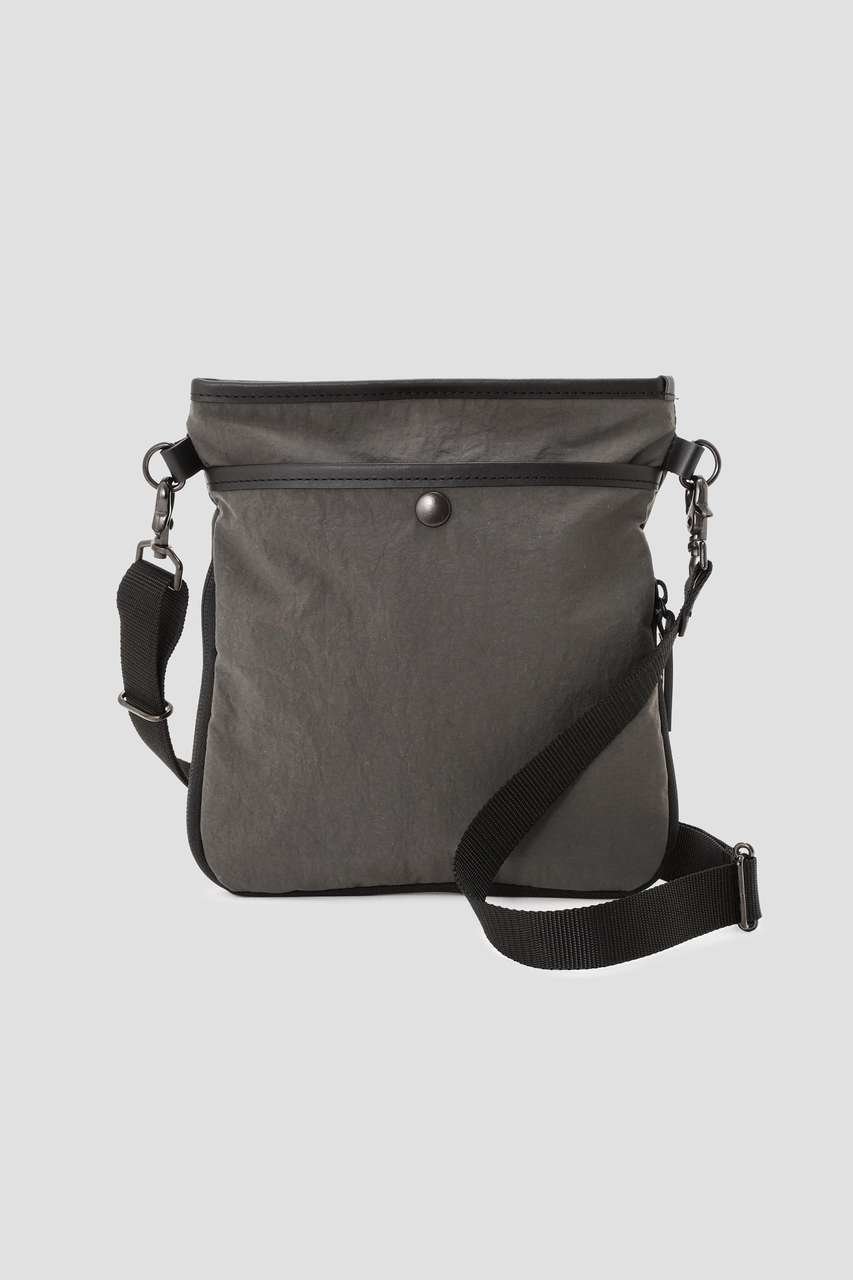 【マーガレット ハウエル/MARGARET HOWELL / MEN】のSHOWERPROOF NYLON インテリア・キッズ・メンズ・レディースファッション・服の通販 founy(ファニー) 　ファッション　Fashion　レディースファッション　Fashion for Women　バッグ　Bags　コンパクト　Compact, Small Size　ショルダー　Shoulder, Shoulder Strap　ポケット　Pocket, Pocket Detail　ポーチ　Pouch, Small Case　新作・新入荷　New Arrivals / New In　グレー|ID: prp329100004938731 ipo3291000000037059594