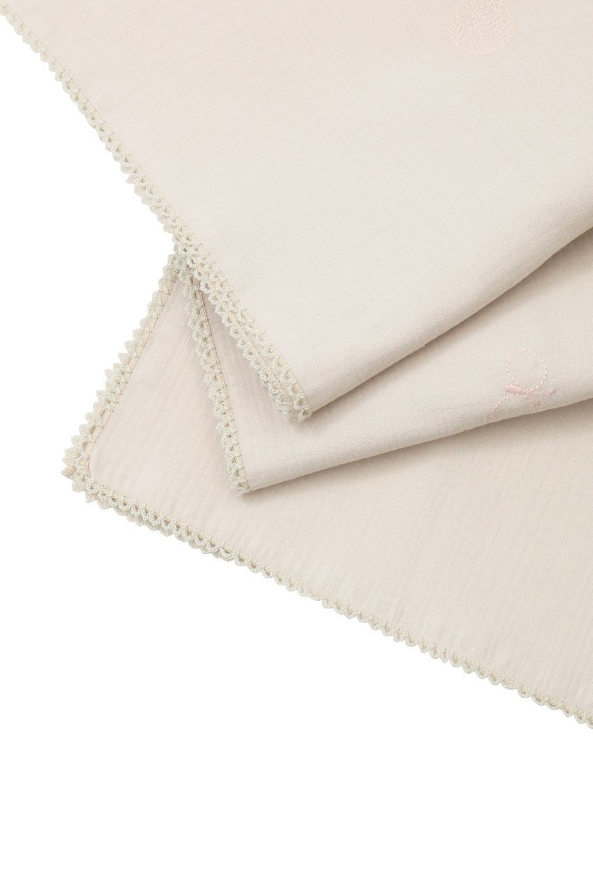 【ミナ ペルホネン/mina perhonen】のchouchoハンカチ 人気、トレンドファッション・服の通販 founy(ファニー) 　ファッション　Fashion　レディースファッション　Fashion for Women　レイングッズ・傘・晴雨兼用傘　Umbrellas & Rain Gear　なめらか　Smooth, Silky Texture　ギフト プレゼント　Gift / Present　スタンダード　Standard, Basic　ハンカチ　Handkerchief, Hanky　人気　Popular, Best Seller　傘　Umbrella, Parasol　再入荷　Restock / Back in Stock　時計　Watch, Wristwatch　other-3|ID: prp329100004938746 ipo3291000000037059711