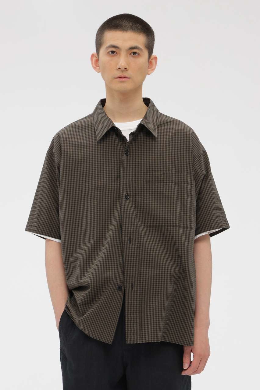 【マーガレット ハウエル/MARGARET HOWELL / MEN】のYARN DYED COTTON VOILE SHIRT インテリア・キッズ・メンズ・レディースファッション・服の通販 founy(ファニー) 　ファッション　Fashion　レディースファッション　Fashion for Women　トップス・カットソー　Cut & Sew Tops　シャツ・ブラウス・オフィスカジュアル　Elegant Blouses & Button-Ups　カッティング　Cutting Detail　ショート　Short, Short Length　シンプル　Simple, Minimal　スクエア　Square, Square Shape　ストライプ　Stripe, Striped Pattern　スリーブ　Sleeve, Long Sleeve / Short Sleeve　チェック　Check, Plaid, Tartan　フロント　Front, Front Design　ラウンド　Round, Round Neck　半袖　Short Sleeve, Half Sleeve　夏　Summer　新作・新入荷　New Arrivals / New In　カーキ|ID: prp329100004938765 ipo3291000000037059888