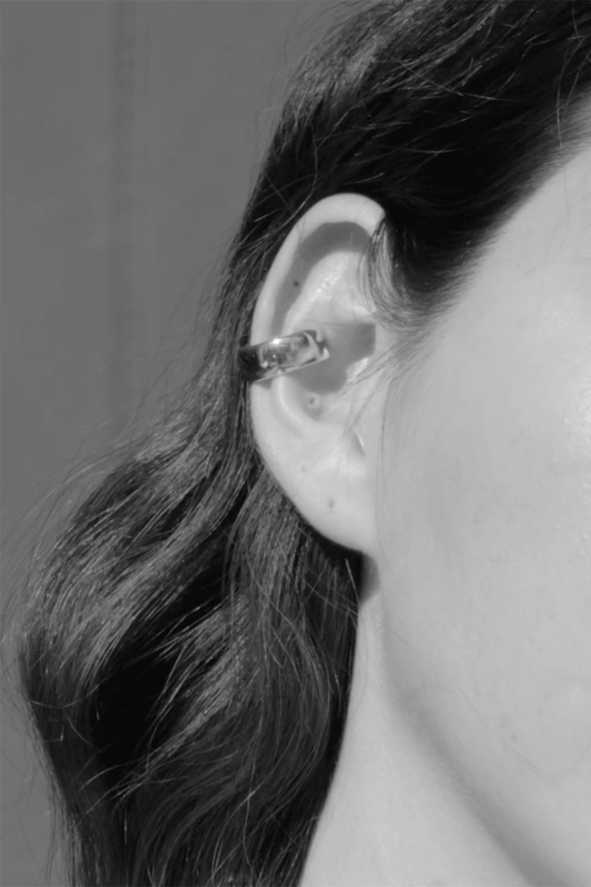 【サラース/SARARTH】のGLEAM HOOP イヤーカフ I (片耳用) 人気、トレンドファッション・服の通販 founy(ファニー) 　ファッション　Fashion　レディースファッション　Fashion for Women　ジュエリー　Jewelry　ファッションリング　Fashion Rings　イヤリング・フープ・ドロップタイプ　Hoop, Drop & Clip Earrings　イヤリング　Earrings　イヤーカフ　Ear Cuffs　コレクション　Collection, Seasonal Line　プレート　Plate, Dish　新作・新入荷　New Arrivals / New In　片耳　One-Ear, Single Earring　other-2|ID: prp329100004941549 ipo3291000000037087401