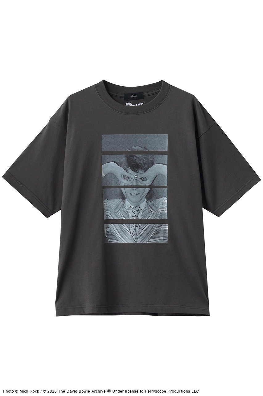 【その他のブランド/Other】の【4/25 20:00販売開始】【UNISEX】【ELLE SHOP限定】David Bowie Photo Tシャツ インテリア・キッズ・メンズ・レディースファッション・服の通販 founy(ファニー) 　ファッション　Fashion　レディースファッション　Fashion for Women　トップス・カットソー　Cut & Sew Tops　シャツ・ブラウス・オフィスカジュアル　Elegant Blouses & Button-Ups　ロングTシャツ・Tシャツ　Longline T-Shirts & Tees　カットソー・ベーシックTシャツ　Cut-and-Sewn Tops / Stretch Tees & Basics　ユニセックス　Unisex, Genderless　コレクション　Collection, Seasonal Line　ショート　Short, Short Length　スリーブ　Sleeve, Long Sleeve / Short Sleeve　フロント　Front, Front Design　プリント　Print, Printed Pattern　別注　Limited Edition, Custom Order　新作・新入荷　New Arrivals / New In　チャコールグレー|ID: prp329100004941564 ipo3291000000037087516
